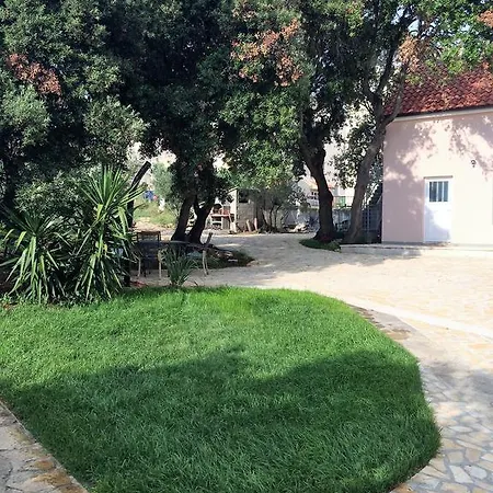 アパート Lilly ザボリッチ