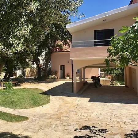 Lilly * ザボリッチ