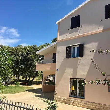 Lilly Apartman Žaborić
